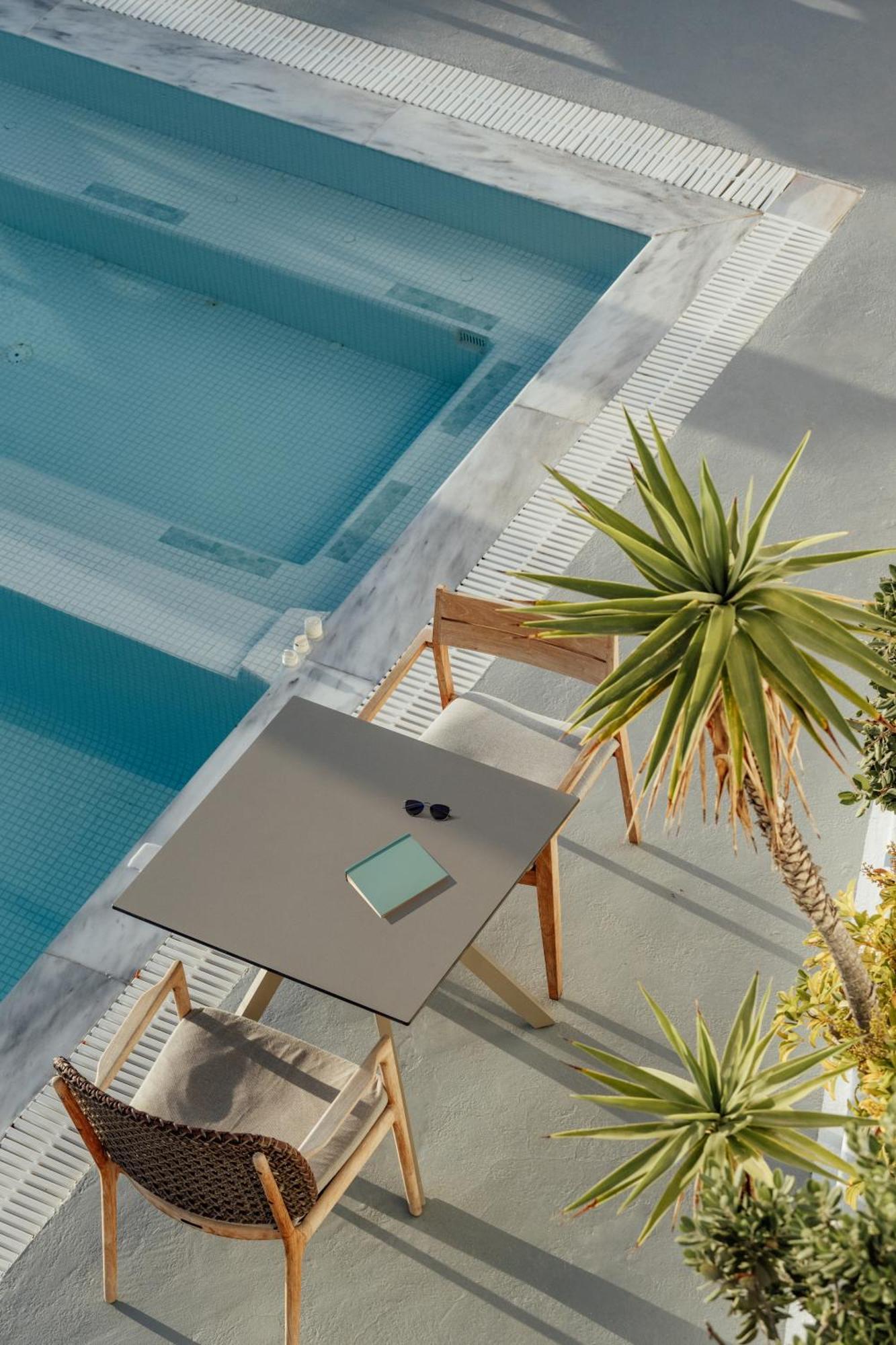 Belvedere Suites Фиростефани Экстерьер фото