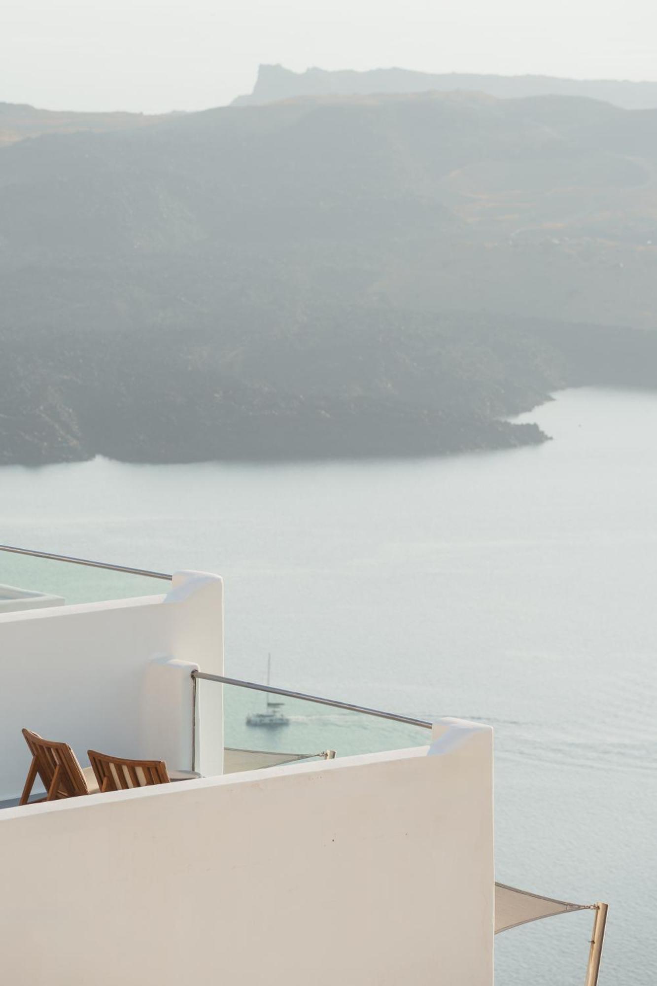 Belvedere Suites Фиростефани Экстерьер фото